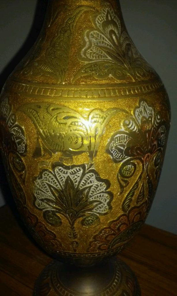 bronze-engraved-vase1